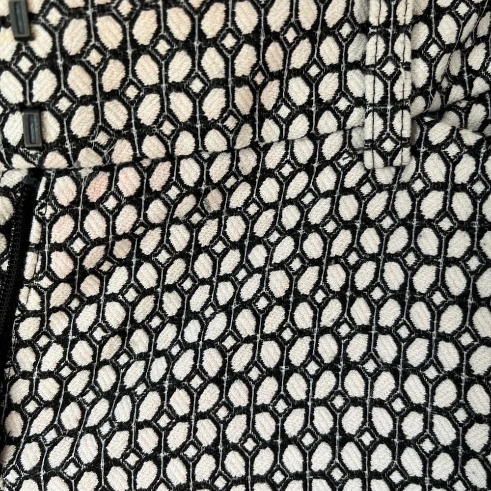 Express Editor Patterned Pants - Picture 4 of 7